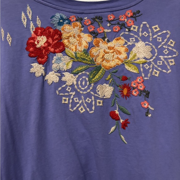 Johnny Was light purple Josephine relaxed Floral Embroidered Short Sleeve Top - Picture 9 of 10